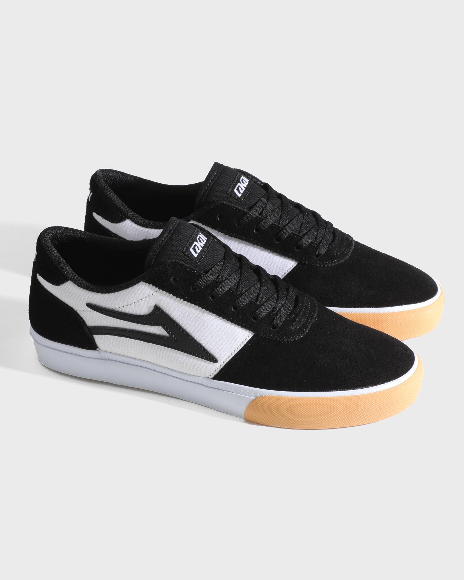 Manchester マンチェスタ - Black White Gum Toe